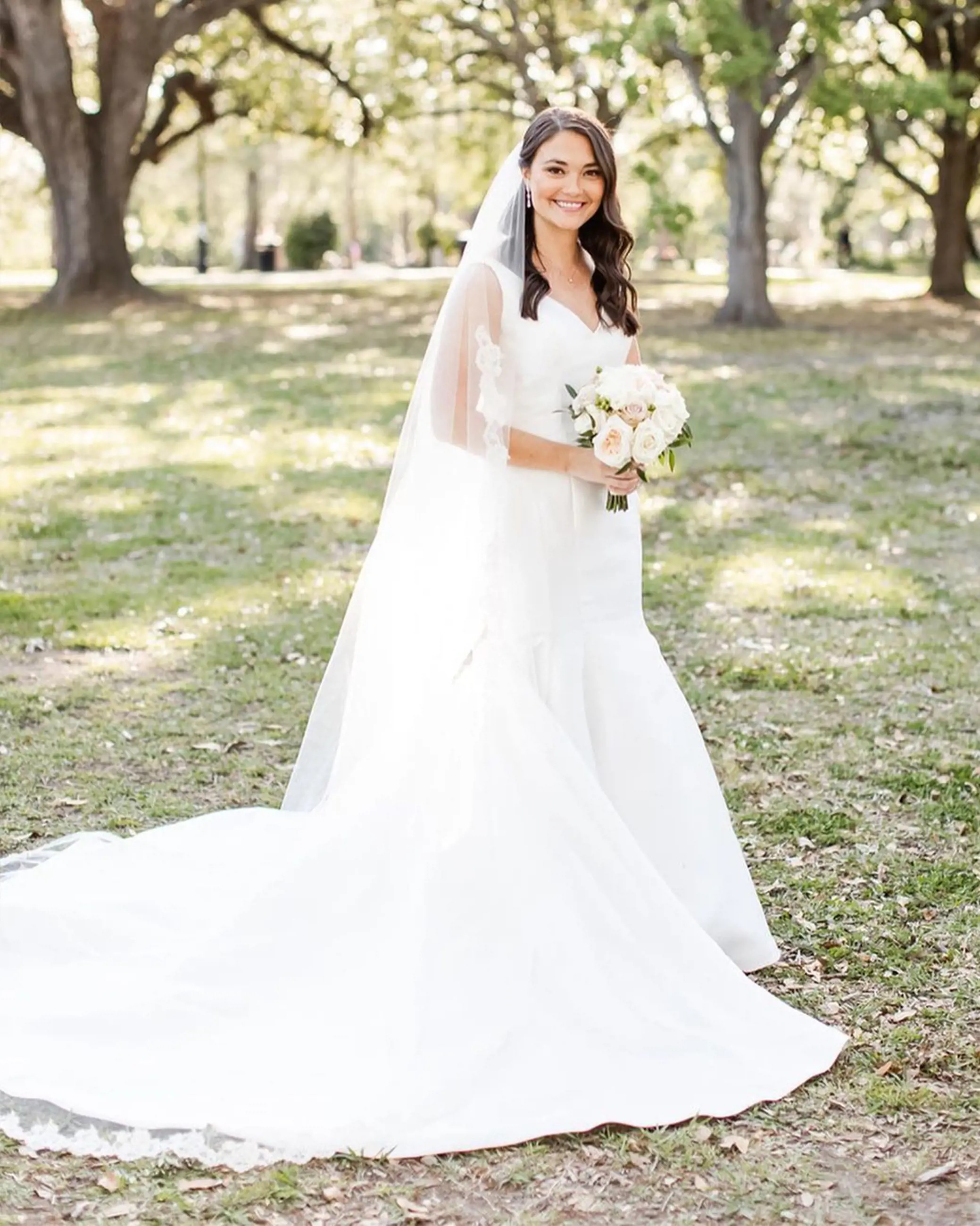 Photo of Linen Jolie Real Bride