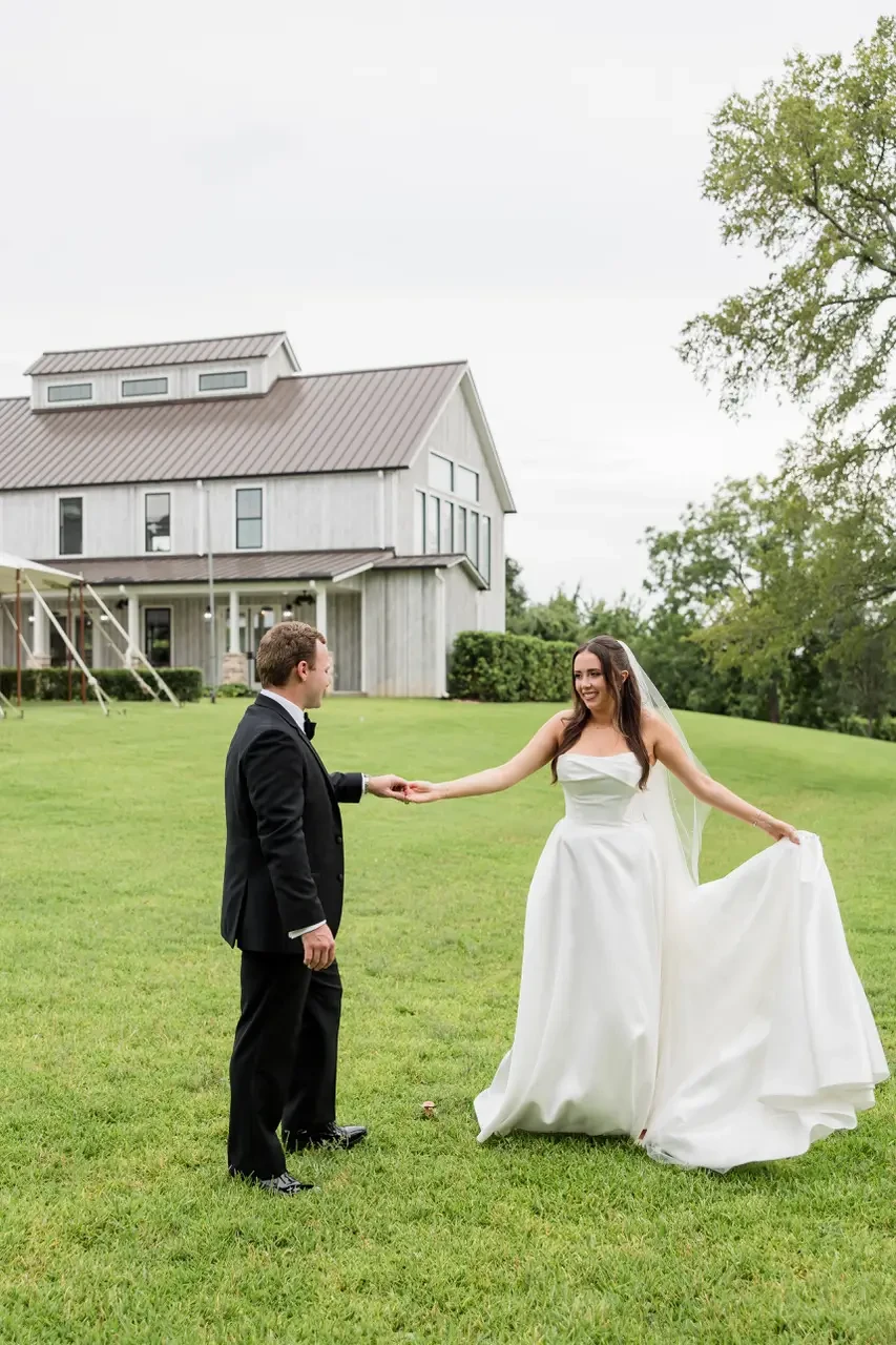 Gallery Image #slidesGrid0