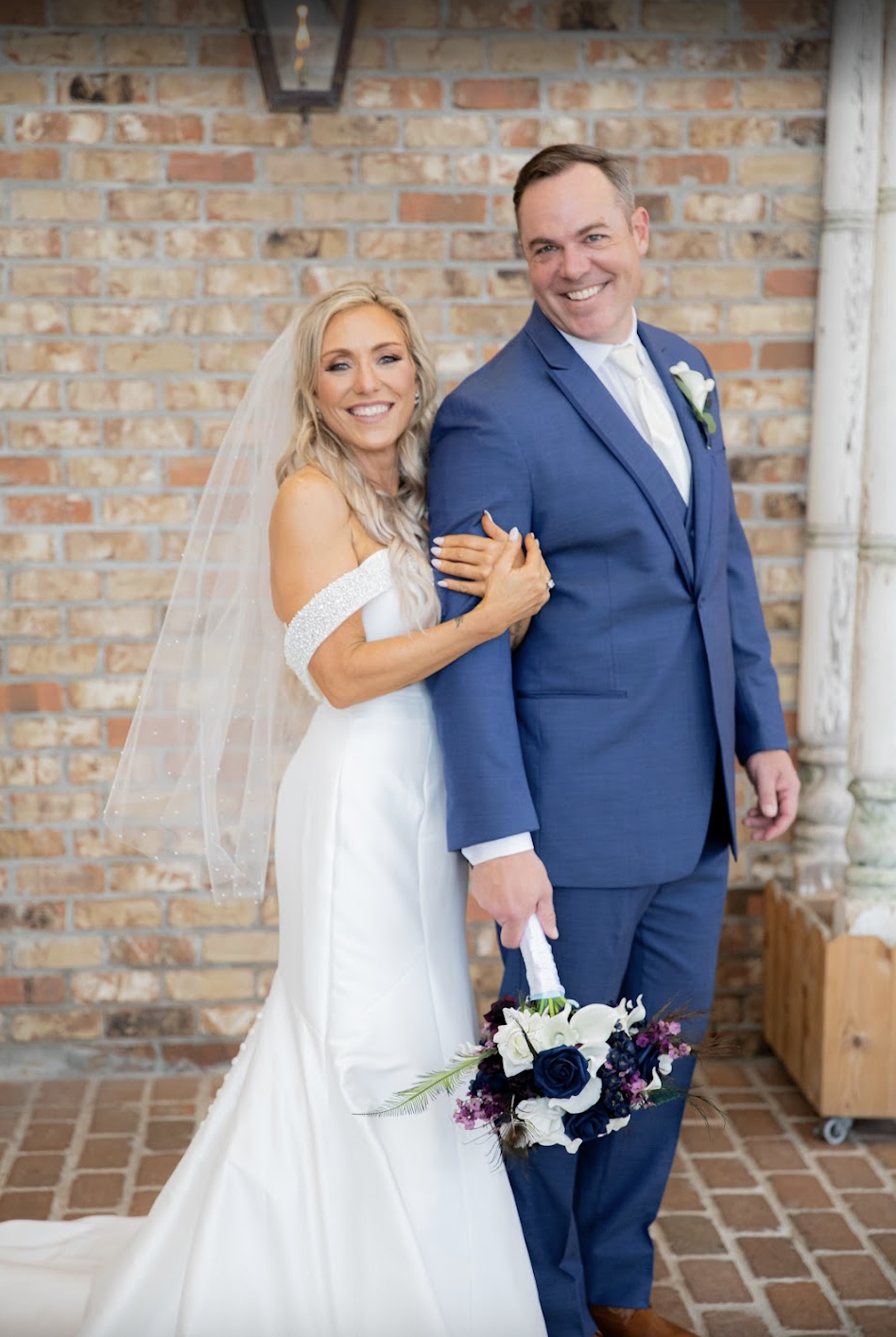 Linen Jolie Real Bride